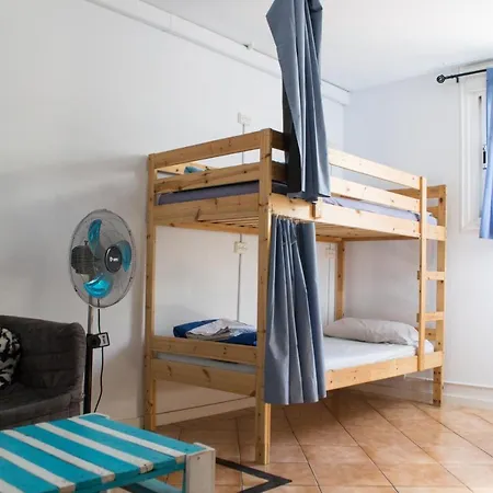 芦荟维拉共用旅馆 *