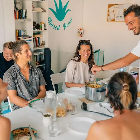 Vandrerhjem Aloe Vera Shared House *