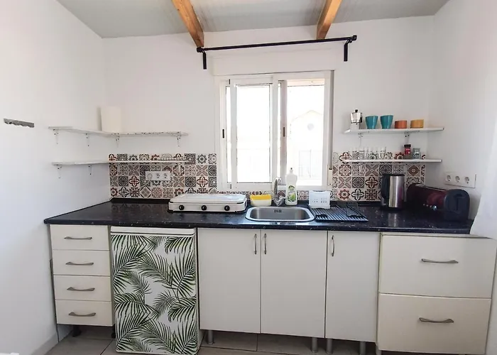 Хостел Aloe Vera Shared House