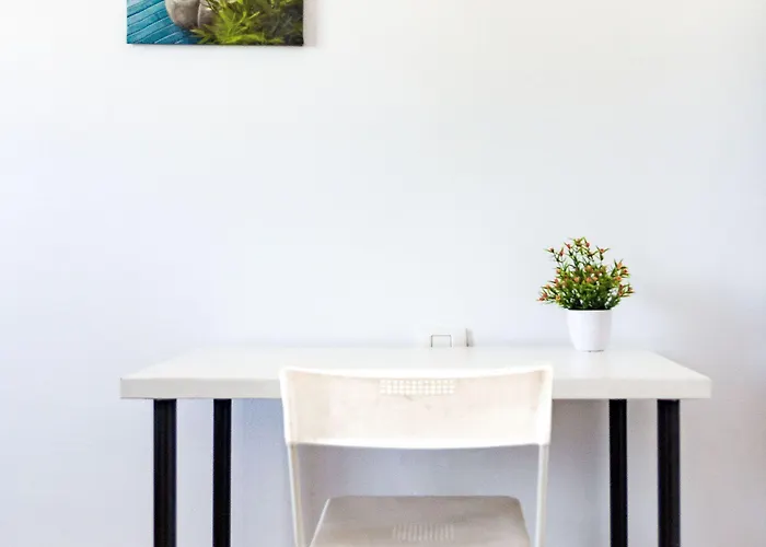 Хостел Aloe Vera Shared House *