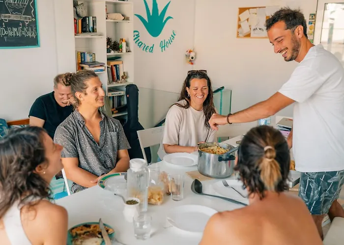 Хостел Aloe Vera Shared House *